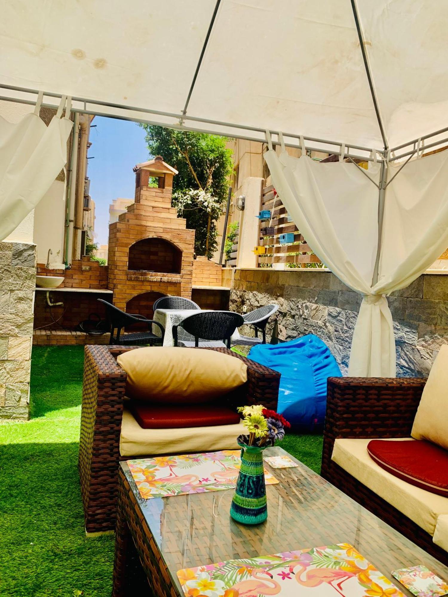 Apartment With A Private Garden In New Kairo Exteriör bild